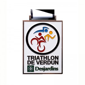 Medaglia sportiva in metallo a forma di forma personalizzata per l\'ingrosso medaglia di triathlon